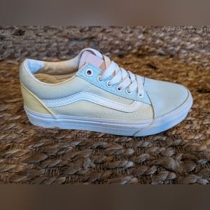 Kids Pastel Color Block Vans. Size 3.  Old Skool. PERFECT For Easter